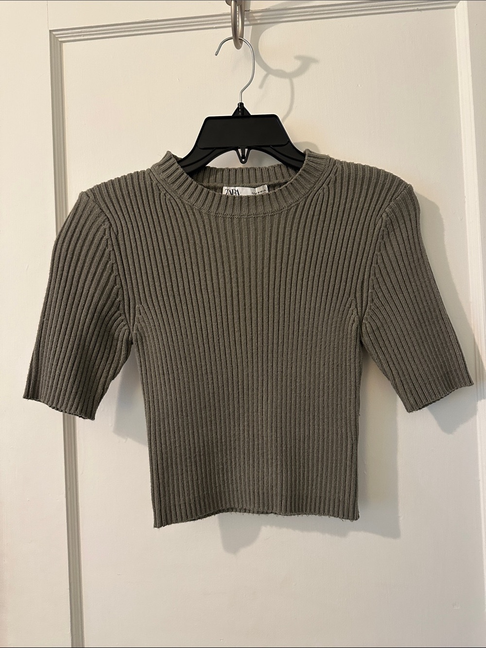 Zara Olive Ribbed Short-Sleeve Knit Top